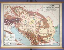 Oude Schoolkaart Landen rond de Donau